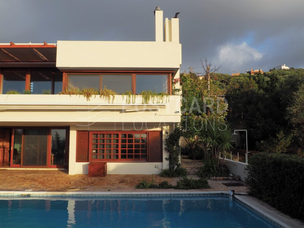 Sophisticated Artist 70s House with Pool