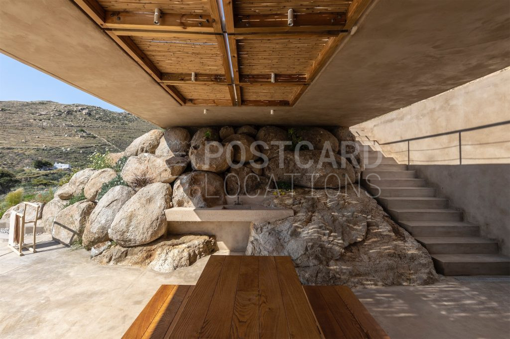 Luxury earthy pool villas overlooking the sea