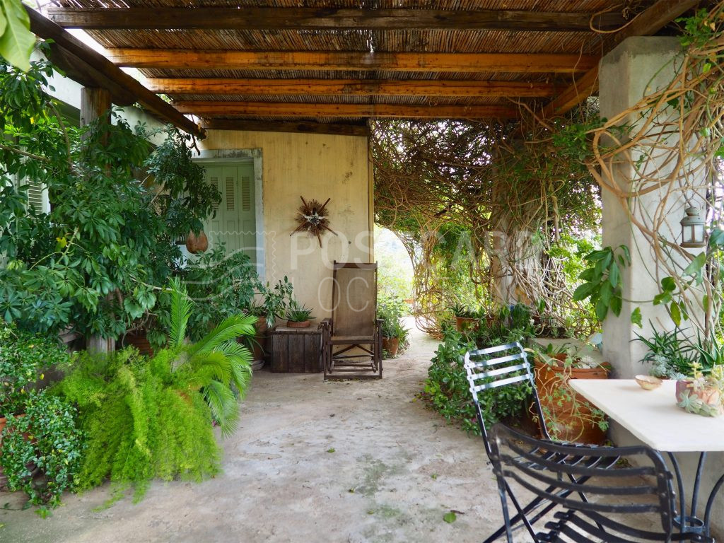 Artist’s house in nature