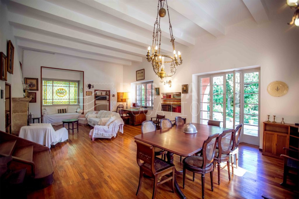 19th Century Mansion