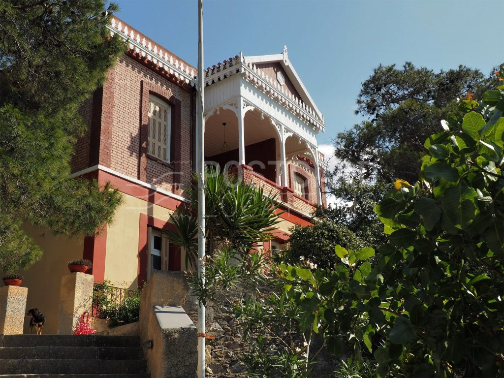 Romantic Mansion with Garden in Cyclades