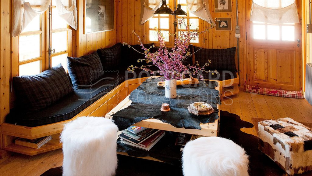 Cottage with unlimited mountain views
